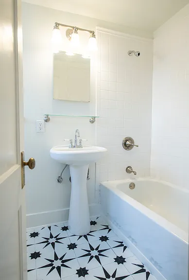 301 N Marlborough Ave — Photo 10