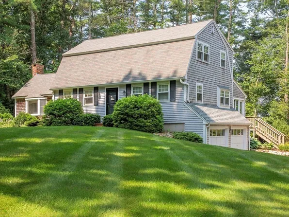 40 Union Hall Rd, Duxbury, MA 02332