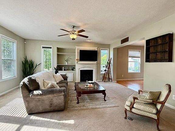 2nd image of 3725 Shearwater Ln
