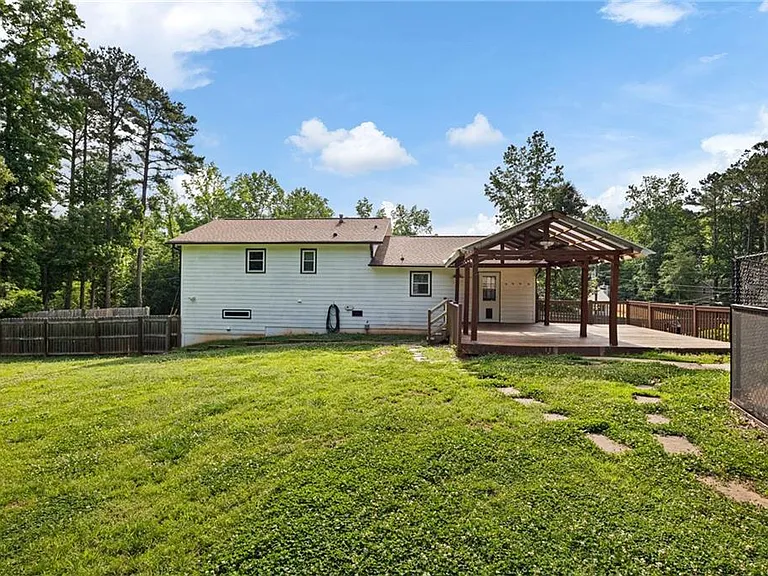 387 Pine Acres Dr — Photo 36