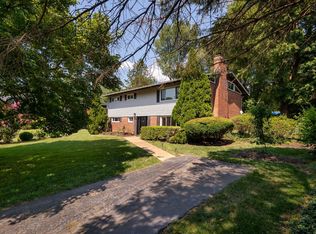 6914 Rosemont Dr, Mc Lean, VA 22101