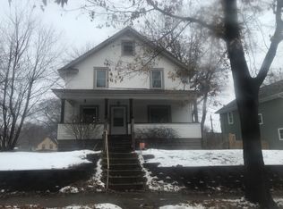 2202 James Ave N, Minneapolis, MN 55411