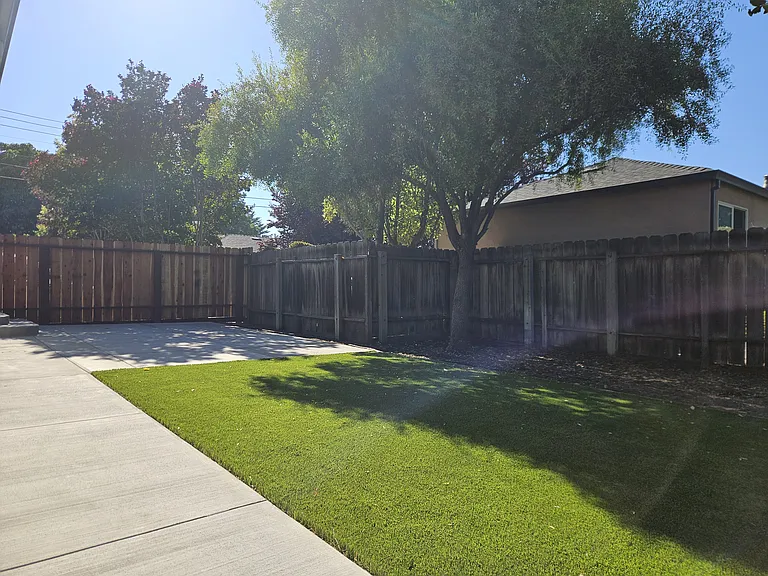 284 Grove Way — Photo 11