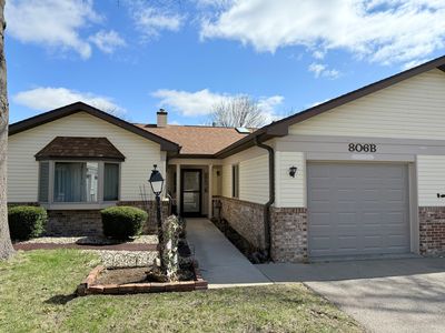 806B Village Ln #B, Sterling, IL, 61081