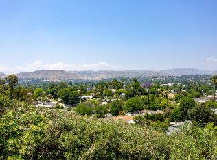 23441 Bessemer St, Woodland Hills, CA 91367