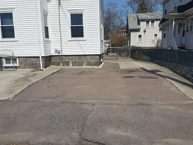 44 Woodbine St #1C — Photo 15