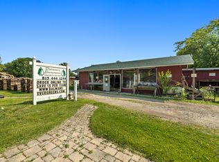 7417 Hillside Rd, Crystal Lake, IL 60012