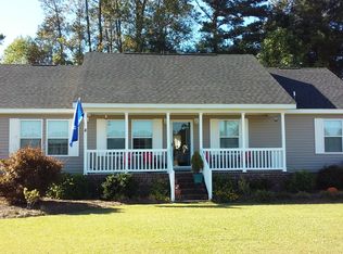 325 Oak Ridge Dr, Farmville, NC 27828