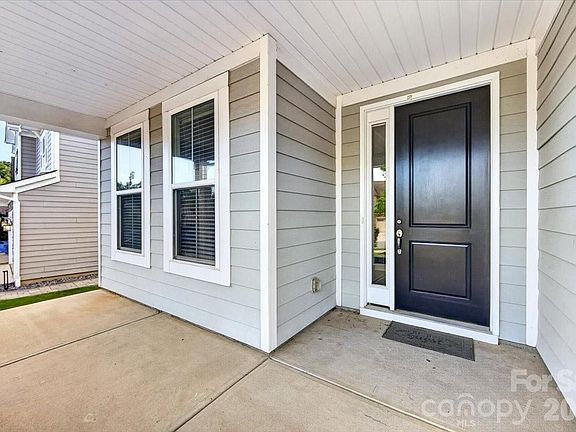 4th image of 109 Tetcott St