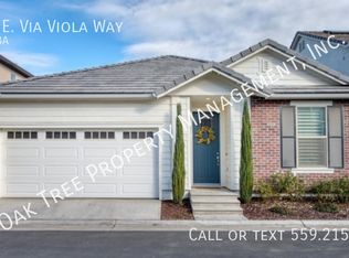 1374 E Via Viola Way, Fresno, CA 93730