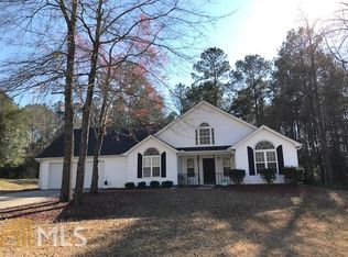 521 Windermere Dr, Loganville, GA 30052