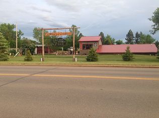 109 3rd St W, Amidon, ND 58620