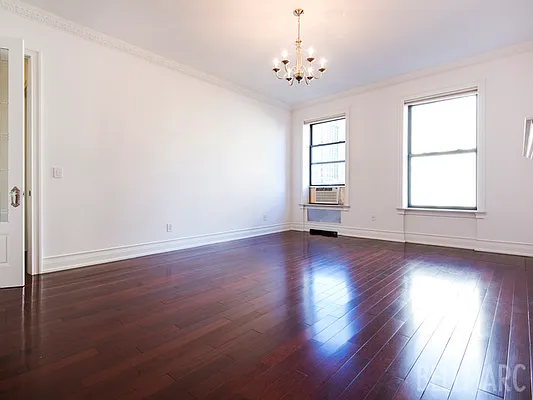 Rented by Bellmarc Realty | media 1