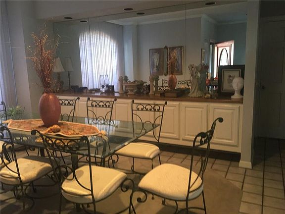3rd image of 1808 Flamingo Ave