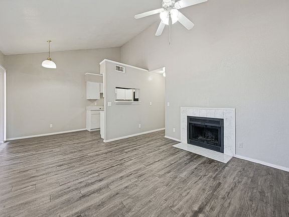 3rd image of 1122 Millview Dr #704
