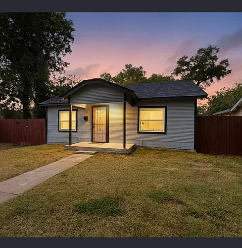 3515 Kenilworth St Photo 1