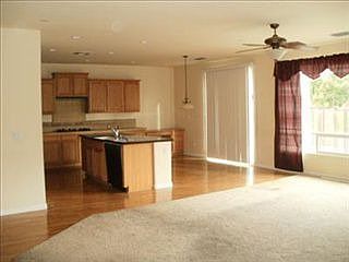 5th image of 971 Southbridge Cir