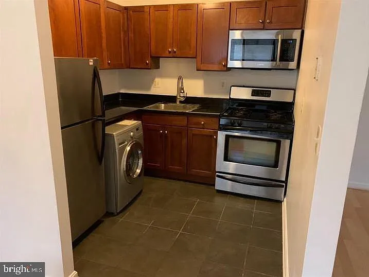 3107 Naylor Rd SE #301 — Photo 5