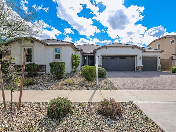 3rd image of 19055 W CHRISTY Drive