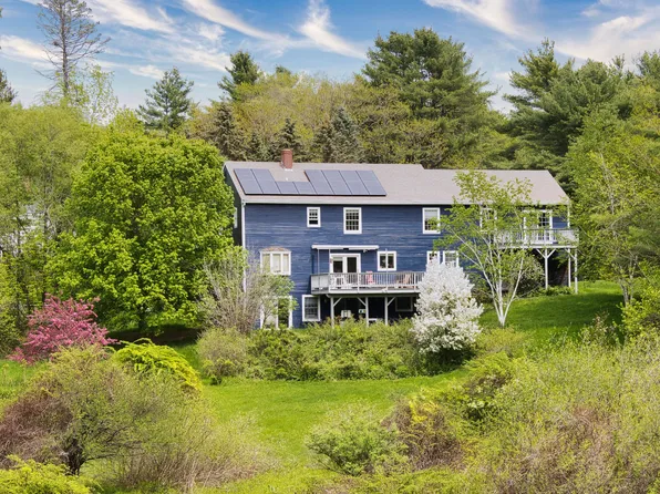 320 Falmouth Road, Falmouth, ME 04105
