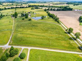 888 Froman Ln, Lebanon, KY 40033