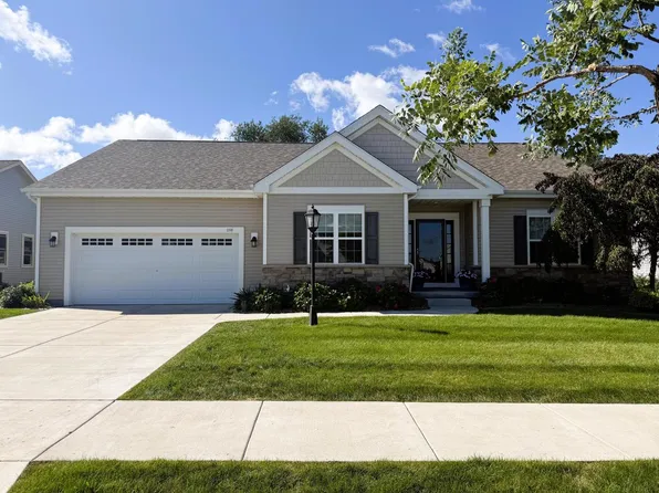 259 Silver Lake TRAIL, Oconomowoc, WI 53066