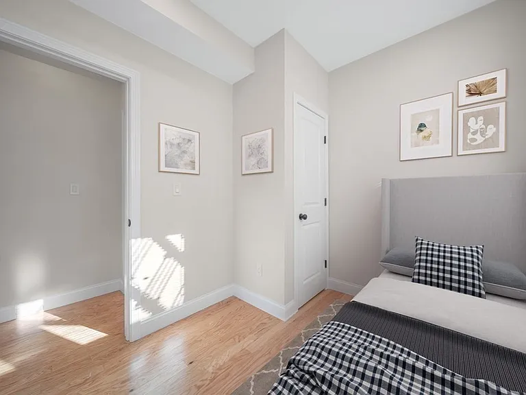 95 Endicott St #2 — Photo 10