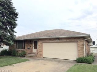 8515 Biddulph Rd, Brooklyn, OH 44144