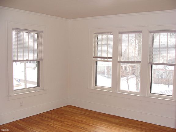 2nd image of 2044 Francis Ave SE