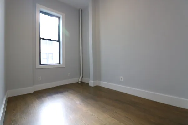 Rented by Nooklyn NYC LLC | media 35