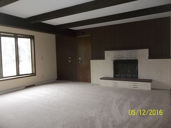 5th image of 345 Pikestaff Ct