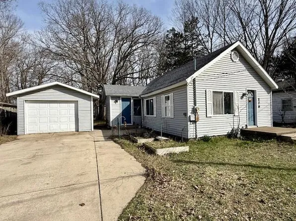 126 Hudson St, Allegan, MI 49010