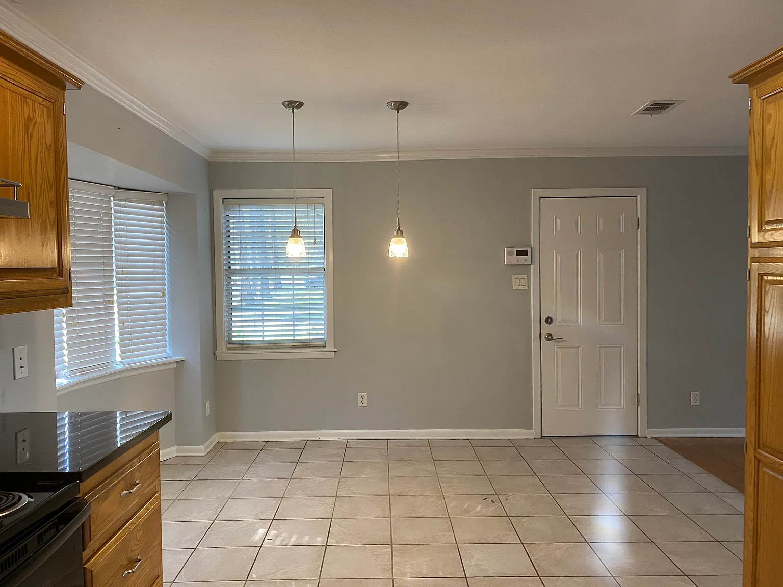 3 bed, 1412 sqft, $1,750 — Photo 3