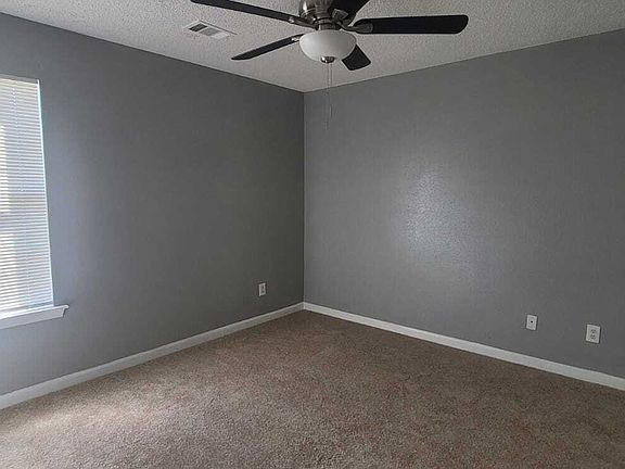 3rd image of 6004 Creekerton Blvd