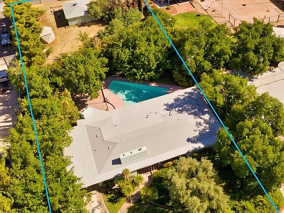 2nd image of 3000 Ashby Ave