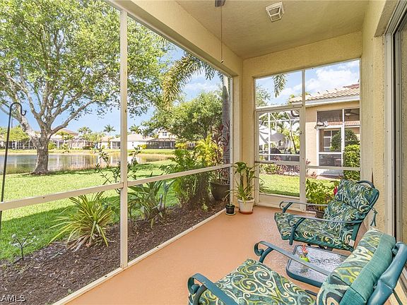 3rd image of 2692 Sunset Lake Dr