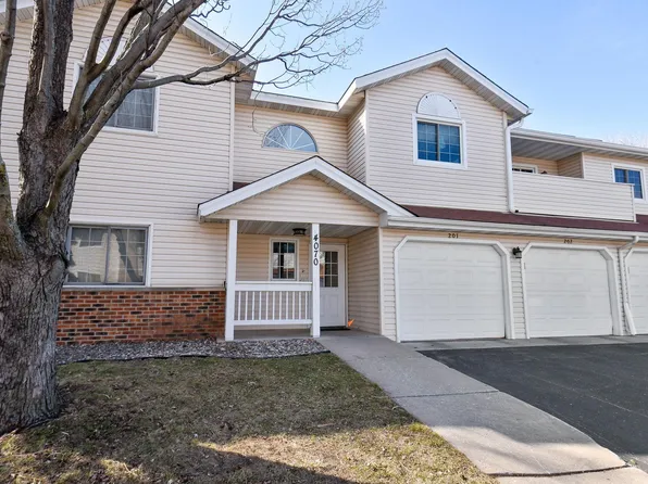 4070 Maureen Dr NE Unit 202, Columbia Heights, MN 55421