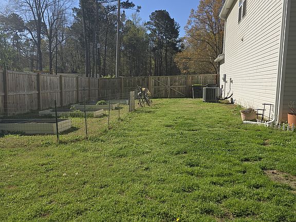 5th image of 156 Cinnamon Rd