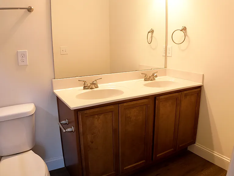 715 Corley Way — Photo 9