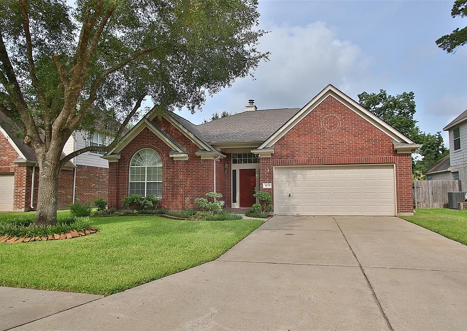1st image of 13719 Anderson Woods Dr