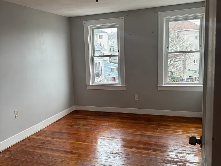 93 Webster St #3 — Photo 6