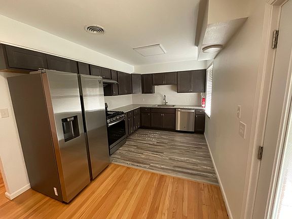 5th image of 4304 Woodedge Dr