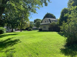 916 11th St, Nevada, IA 50201