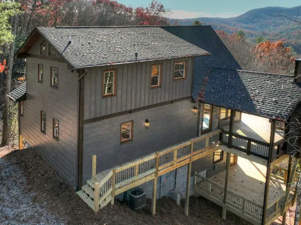51 Valley Overlook Dr, Cherry Log, GA 30522