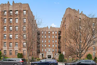 570 Westminster Road #19 image 1 of 27