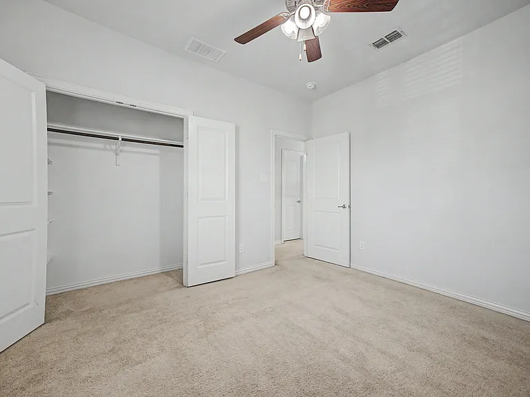 6862 Mistley Park — Photo 31