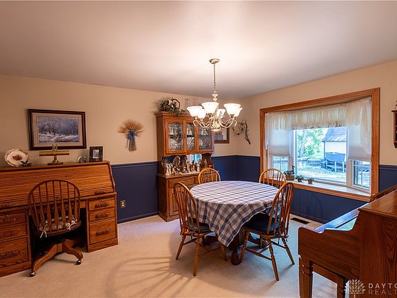 5th image of 3186 Bonnie Villa Ln