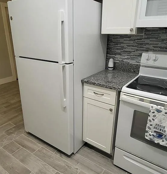272 Tilford #M — Photo 17