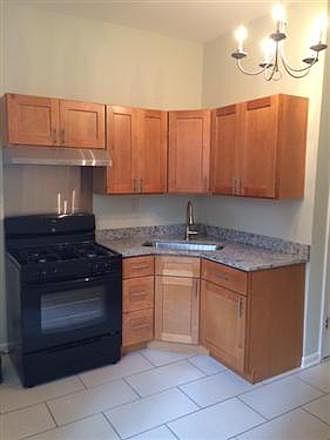 1st image of 3047 W Armitage Ave
