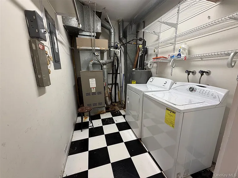 77 Sands Point Rd #1 — Photo 11
